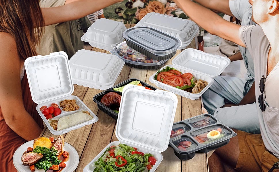 plastic-white-meal-pre-clamshell-containers