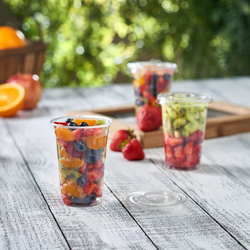 PET cold cups with fruits